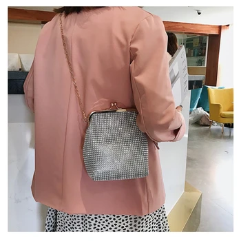 Верига Слама целувка замък във формата на миди Дамски чанти Реколта дизайнерска чанта Дамска чанта през рамо