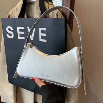 Луксозни дизайнерски чанти през рамо за жени, малка квадратна чанта от изкуствена кожа, тенденция женствена чанта под мишниците, модни обикновена чанти-портфейли